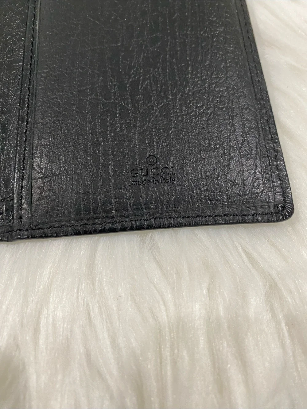 Gucci Black Leather Bifold Long Wallet - Picture 13 of 14
